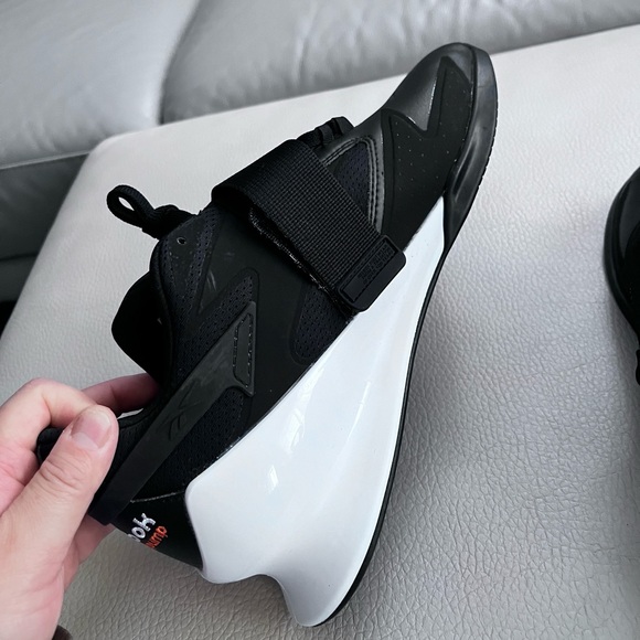 NWT - Reebok Men’s Legacy Lift III - Size  10 - Picture 5 of 12